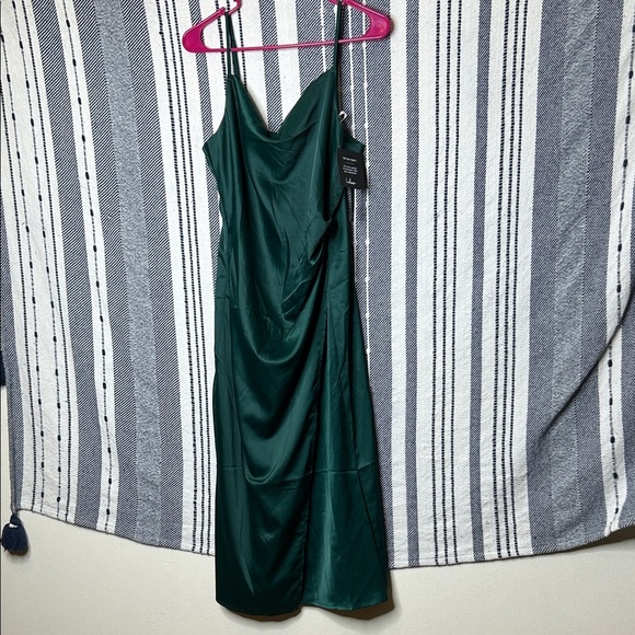 NWT Lulus Satin Midi Dress - Picture 2 of 7